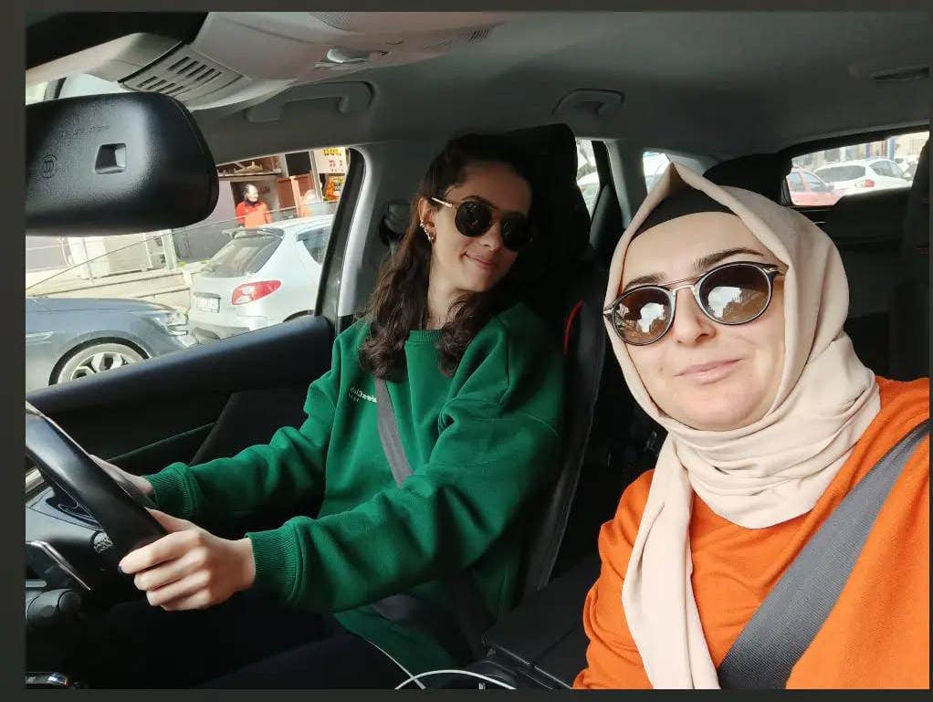 Kadın Direksiyon Hocası